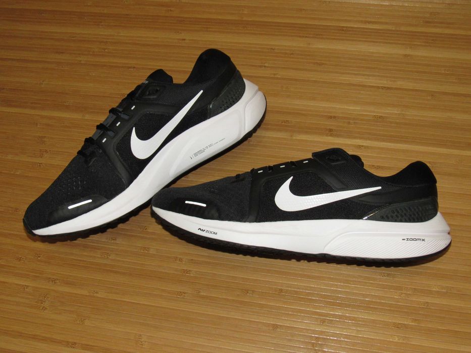 Кросівки мега розміру Nike AIR ZOOM VOMERO 16; EUR-51,5; ус-ка: 34,5см