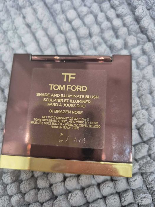 Tom Ford róż 01 brazen rose