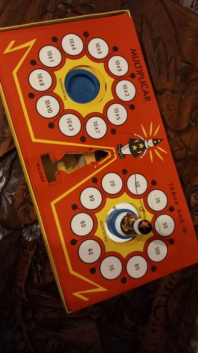 Jogos de tabuleiro : O Espertalhão e Tabuada Magnética