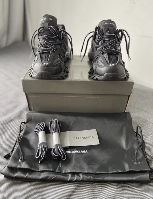 Balenciaga Track N42