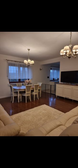 Dom 241m2 , budynek 131m2, dzialka 1.07ha