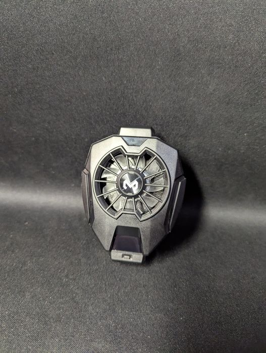 Охолоджувач MEMO DL05 – безшумний кулер з RGB підсвічуванням та індика