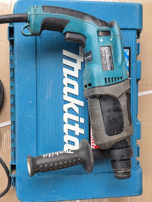 Młotowiertarka MIKITA Makita HR2470 SDS-Plus z walizką