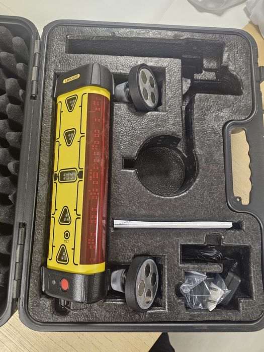 Czujnik na koparkę- LEICA LMR 360R, czujnik pionu