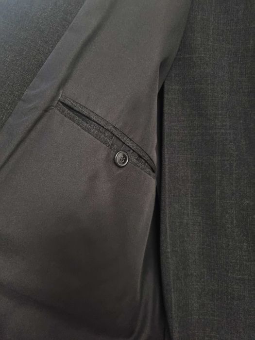 Męski grafitowy garnitur 196 cm