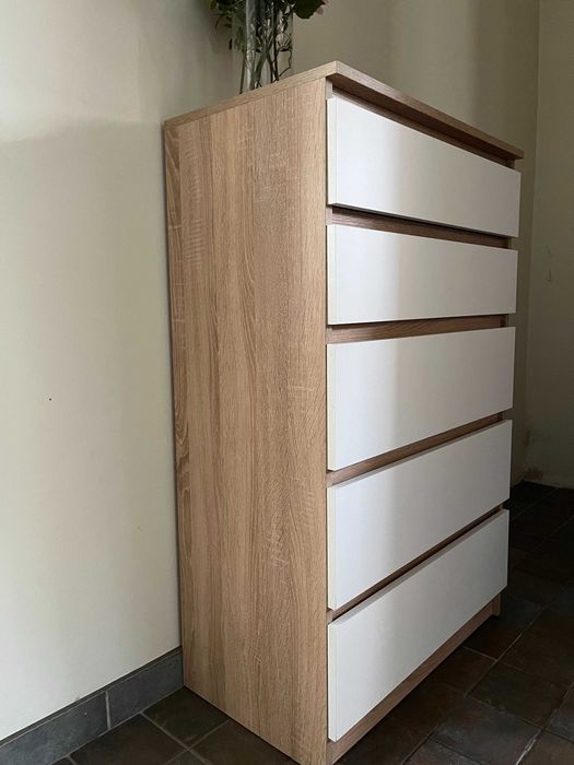 Komoda z szufladami