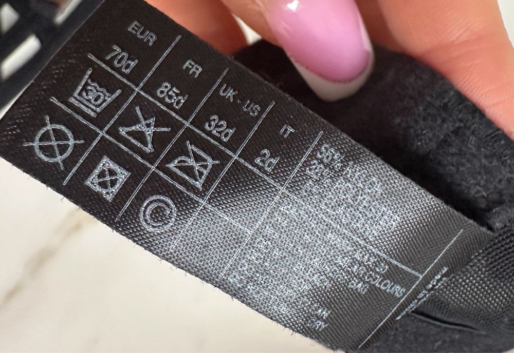 Czarny komplet bielizny biustonosz i stringi Marlies Dekkers S 70D