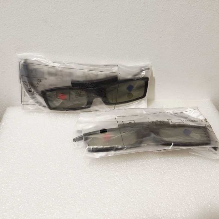 Óculos 3D Samsung SSG-5100GB com pilha Novos e embalados em caixa