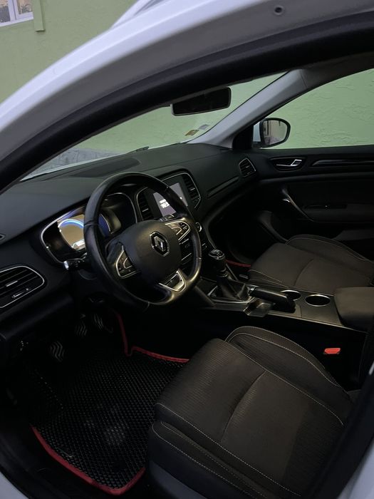 Рено Меган 2017р