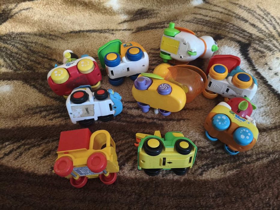 Інерційні дитячі машинки