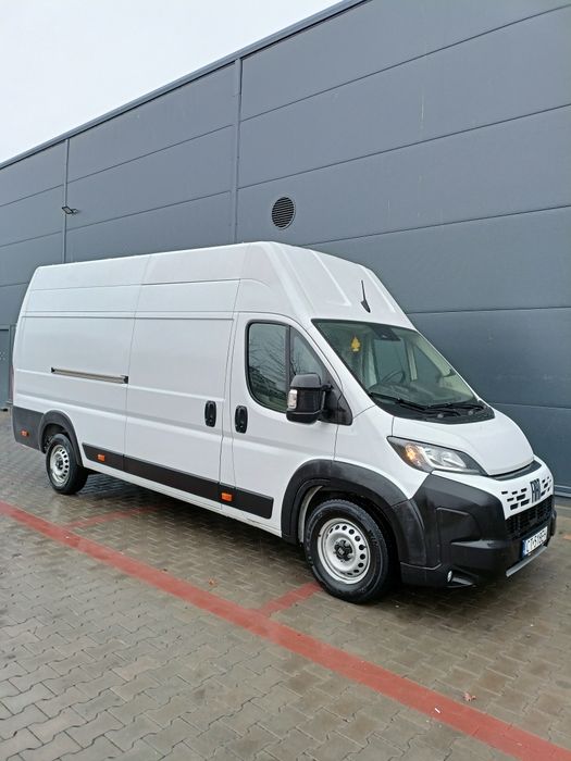 Wynajem busa samochodu dostawczego Wynajem busów bus wynajem Bus busa