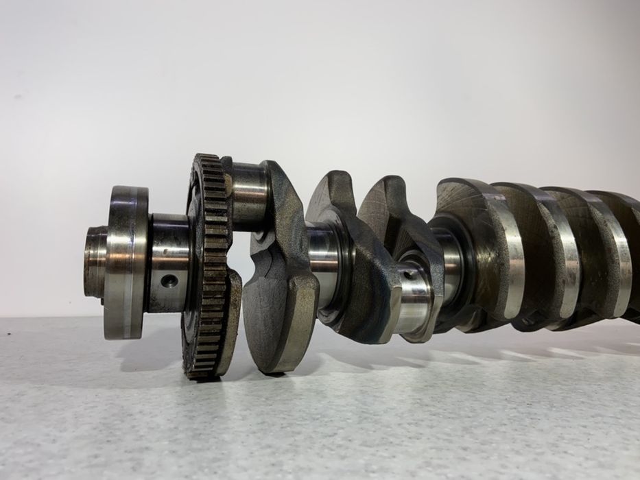 Коленвал на БМВ Е39 Е38 Е46 М57 3.0d 530d Колінвал