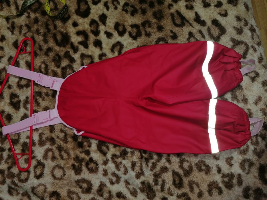 Непромакаемый полукомбинезон. Дождевик