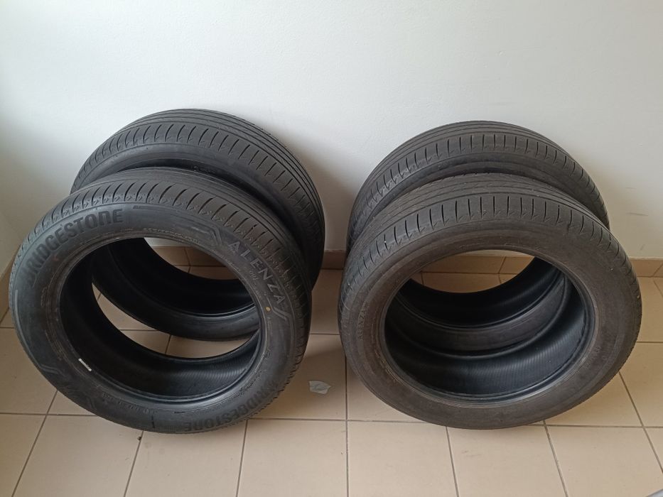 Komplet. Opony letnie 235/55R19 101V Bridgestone Alenza
