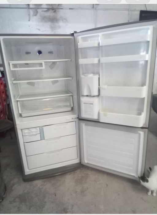 Frigurifico e maquina de lavar