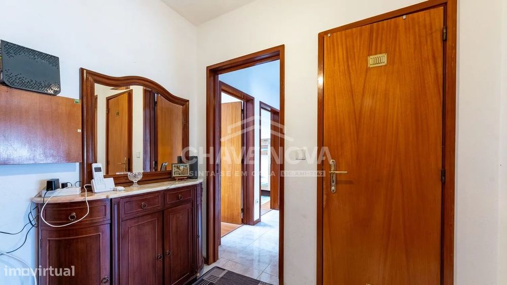 PS - Apartamento T3 na Rua das Mimosas, na Vila D´Este.