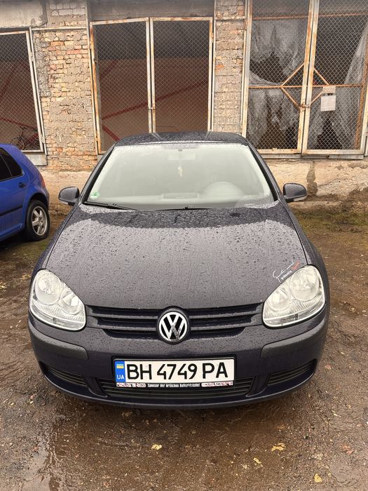 Продам автомобиль фольксваген гольф 5