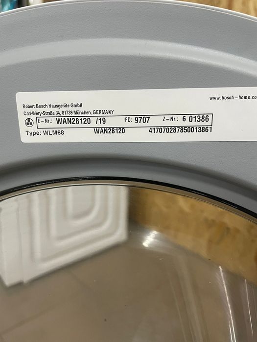 Пральна машина Bosch Serie 4 WAN28120 — майже як нова