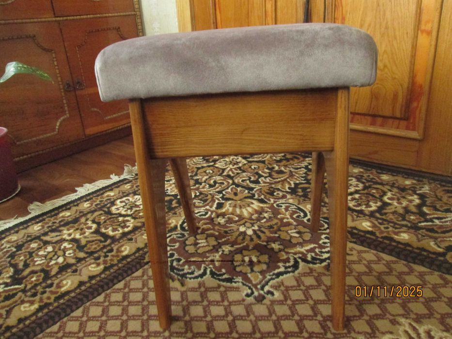 Стільці кухонні з мяким покриттям