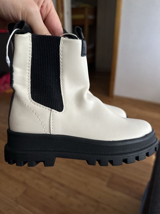 Ботинки zara,челсі