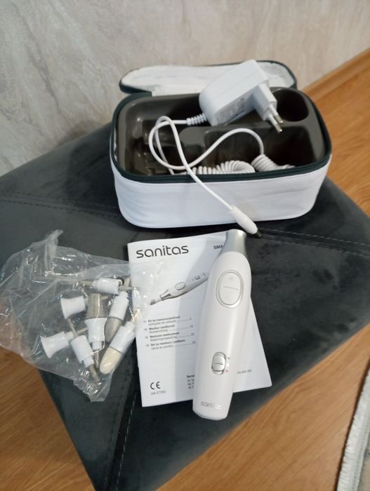 продаю прфесійний набір для манікюру та педикюру