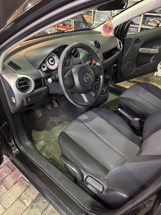 Sprzedam Mazda 2 DE 1.4 MZ CD, uszkodzony błotnik