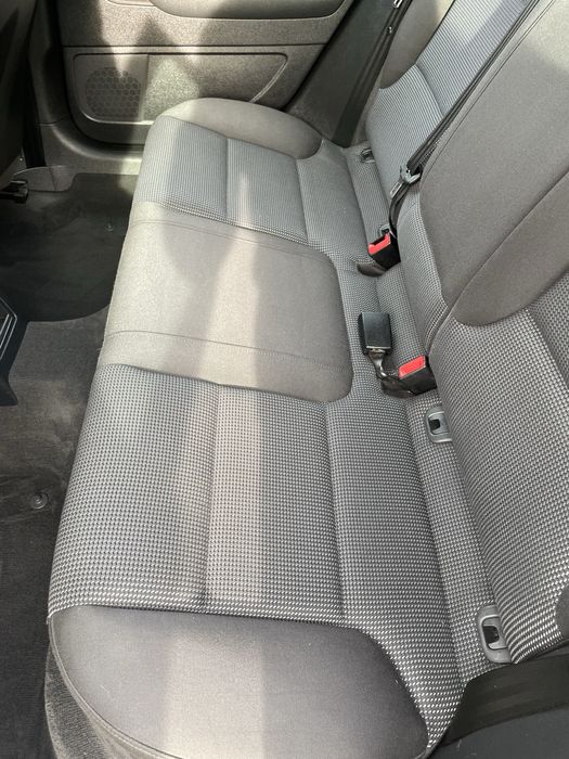 Sprowadzone Bezwypadkowe Fabryczny Lakier 1 Wlasciciel Bezwkladu  Igla