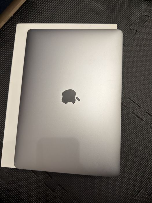 Macbook Pro 15,2 2018 Touchbar 8GB / 128GB