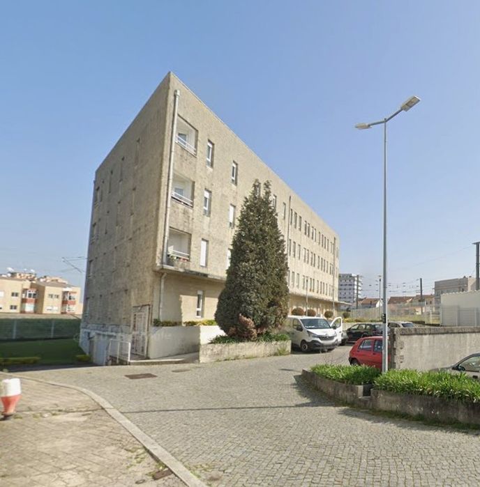 Apartamento T2 com lugar de garagem - Ermesinde