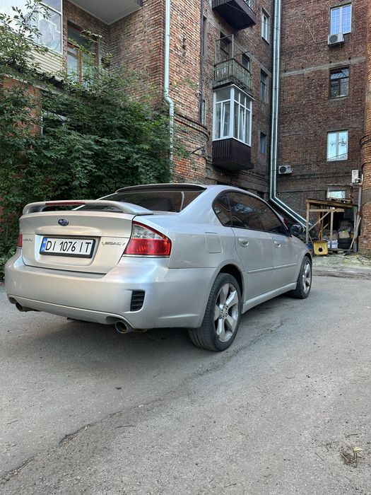 Subaru Legacy 2.0 AWD
