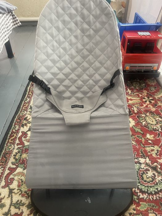 Шезлонг дитячий