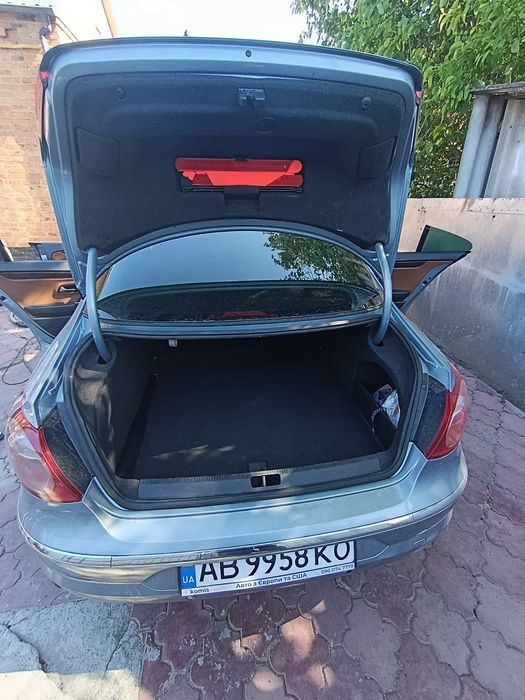Volkswagen Passat cc 2011 1.8 офіційний
