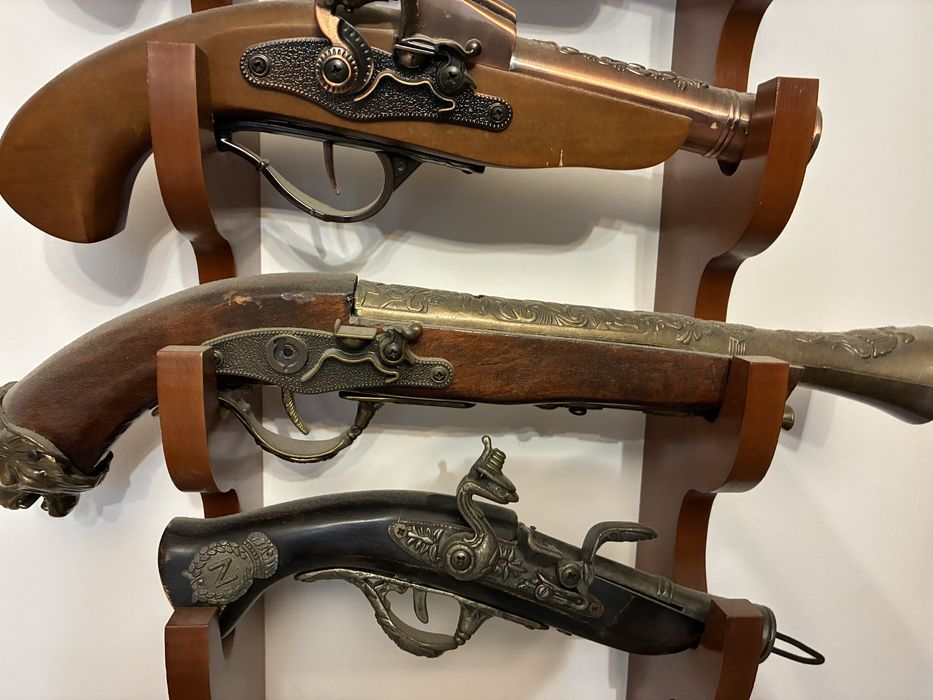 Pistolet pojedynkowy kapiszonowy replika zestaw