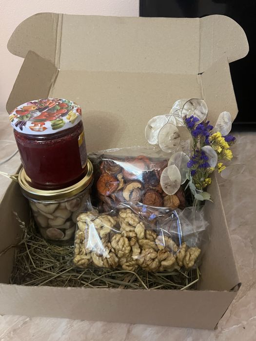 Єкслюзивний набір до свят