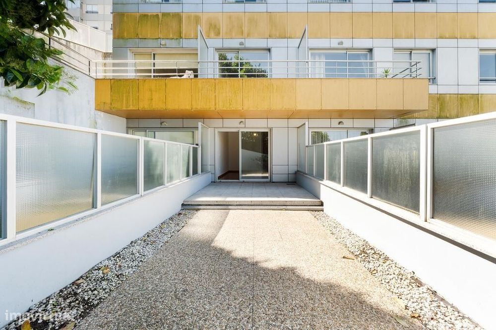 Duplex T1 em Campanhã de 82,1 m2