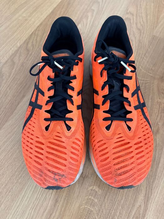 ASICS Novablast Tokyo 44