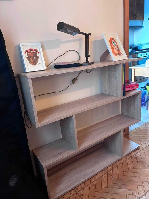 Estante assimétrica Conforama