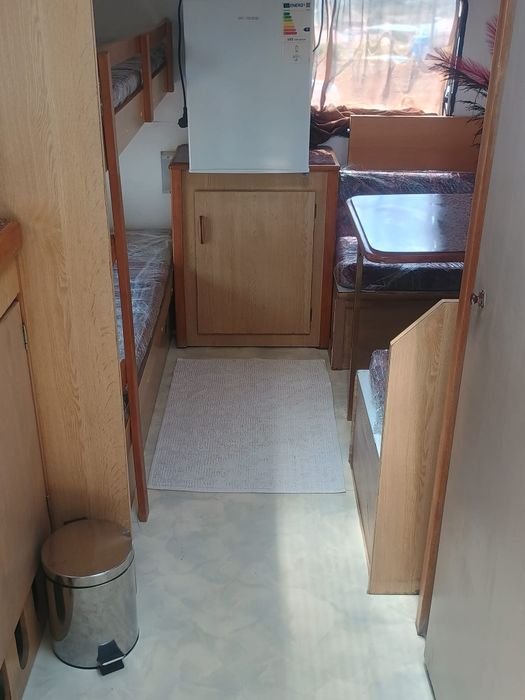 Vendo uma rolete caravana