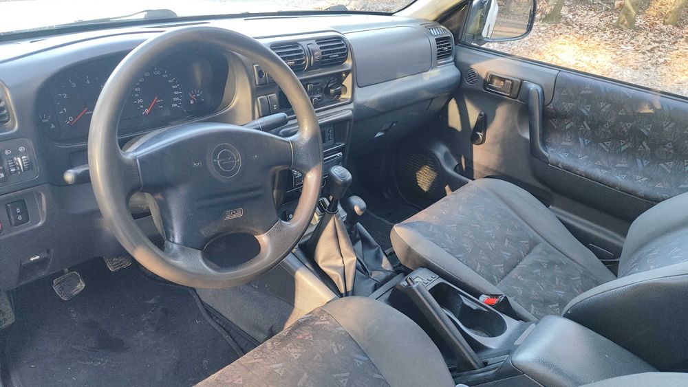 Opel Frontera B 2.2 B+LPG 4x4