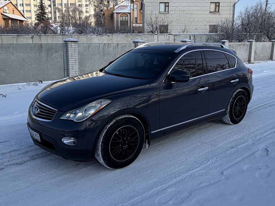 Продам Infinity EX35 AWD газ/бензин  максимальна ідеальний стан!