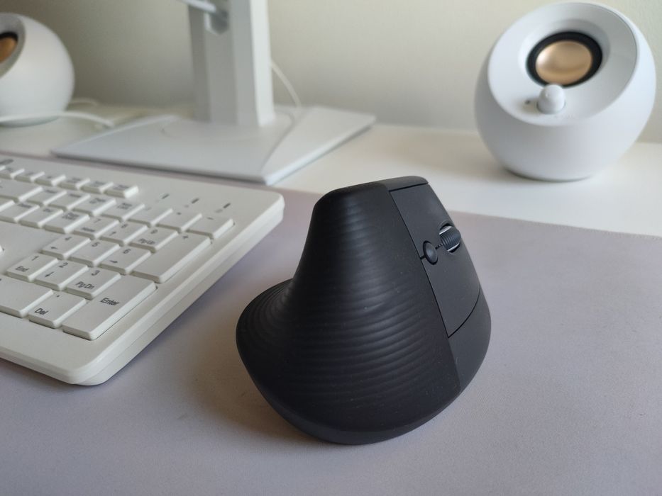 Logitech Lift - Rato Ergonómico Vertical