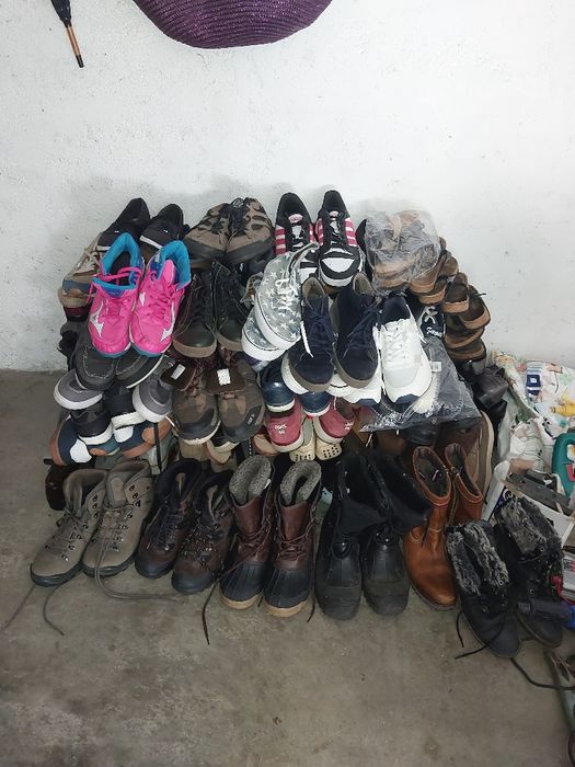 calçado e botas usadas para revenda - lote gigante mais de 80 pares