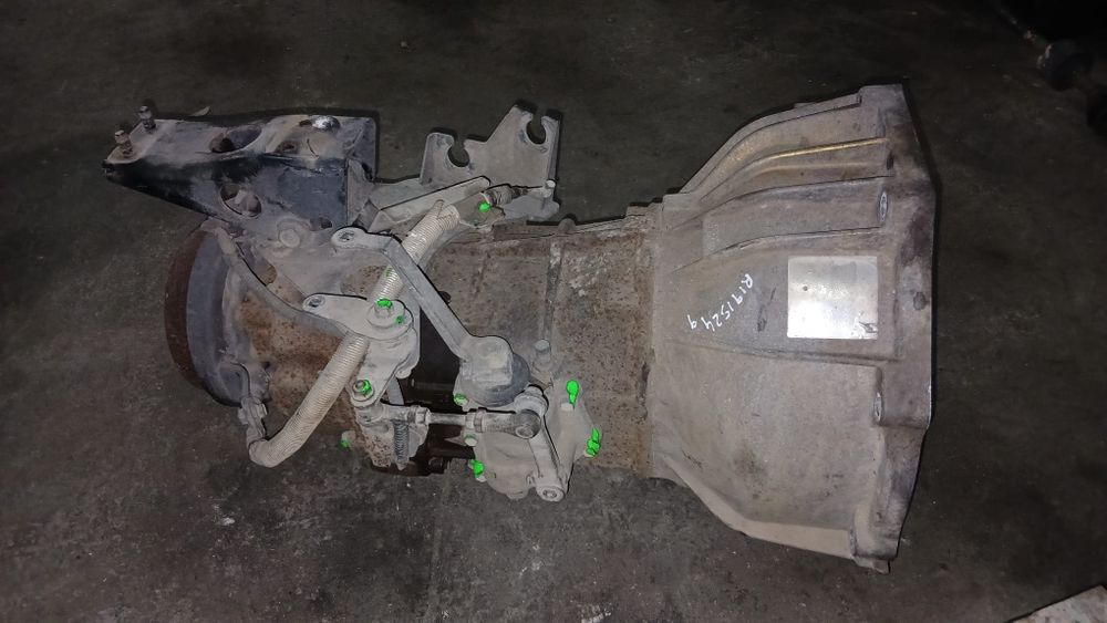 Caixa de velocidades Toyota dina 3.0 d4d