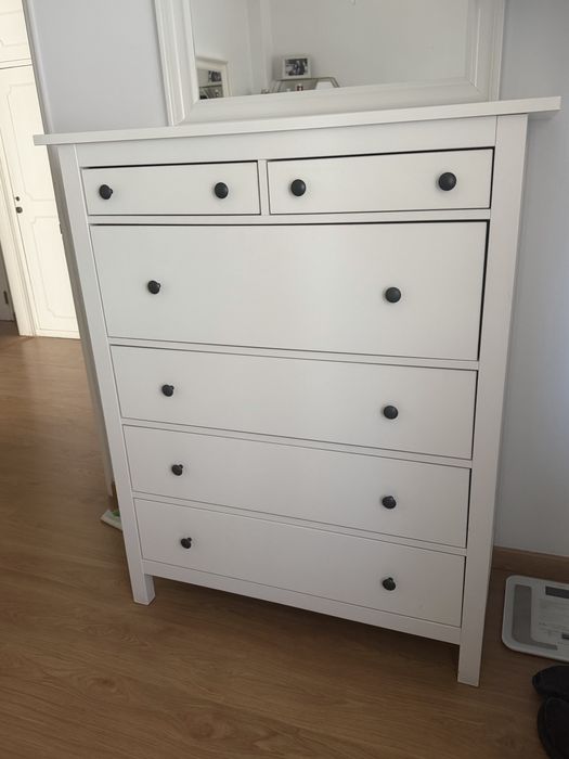 Comoda branca ikea