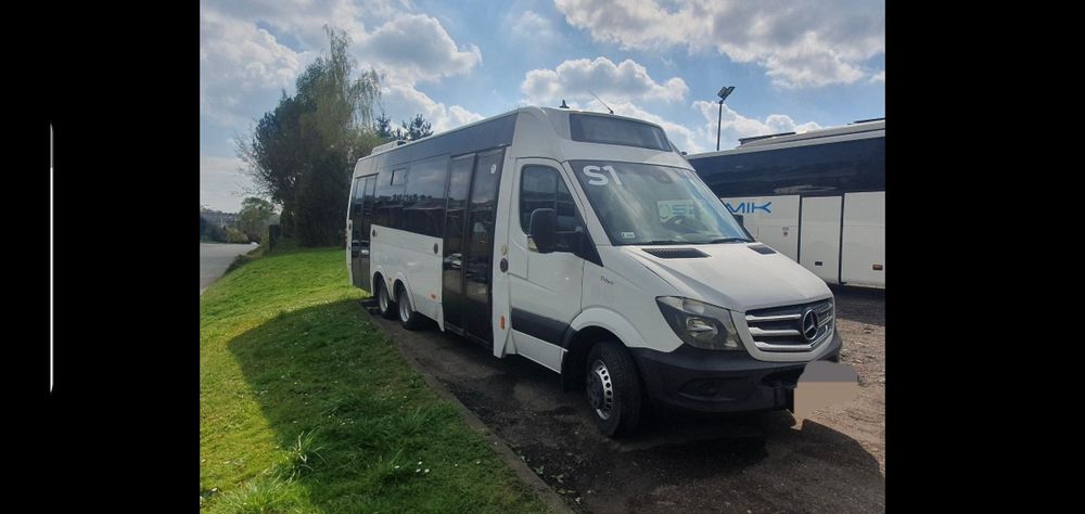 Mercedes sprinter autobus 3 osiowy          cena za 2 szt.