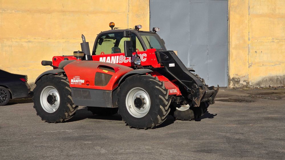 Свіжопривезений телескопічний навантажувач manitou mlt 634 lsu