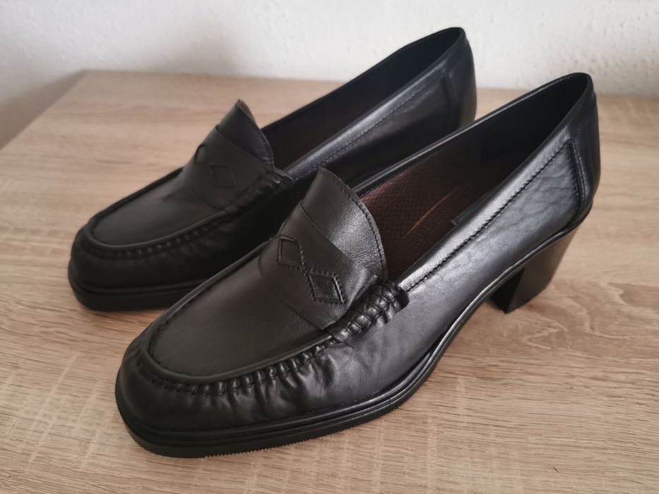 Mokasyny damskie ze skóry naturalnej rozmiar 41, okazja!