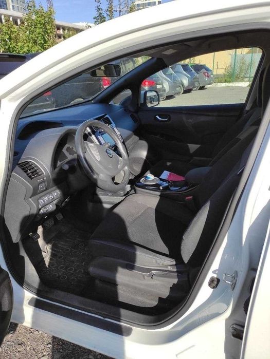 Nissan leaf  24 кВт