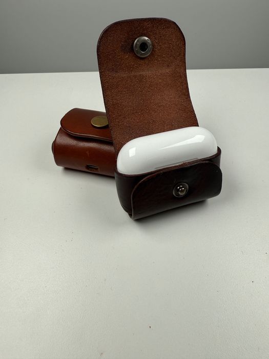 Caixa para AirPods Pro com couro