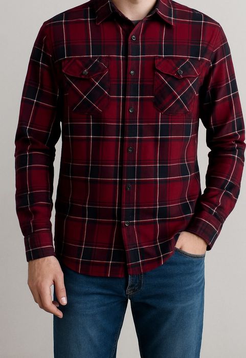 Чоловіча клітчата сорочка